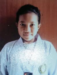 JUARA 2 JUNIOR PEMULA U.44 PUTRI Dealovea Verariskca Sukoco